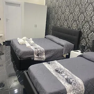https://esters-houses-3.hotels-amalfi.com